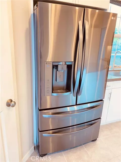 Irvine, CA 92620,64 Bronze Leaf