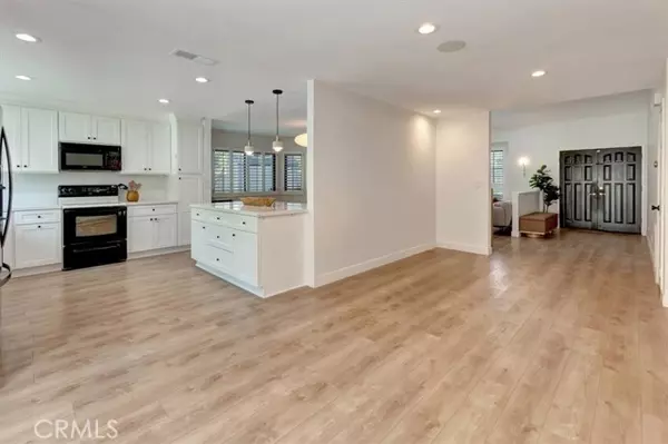 Yorba Linda, CA 92886,20455 Via Cadiz