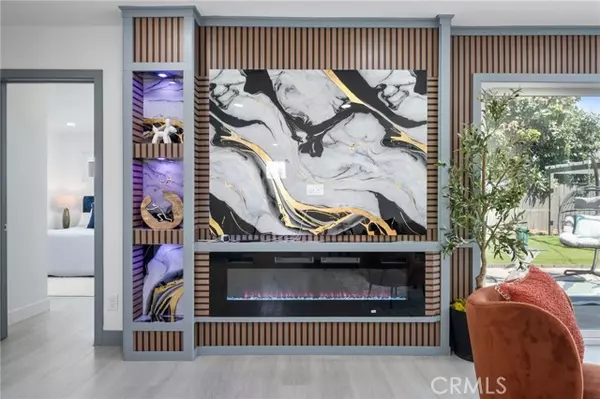 Anaheim, CA 92804,2945 W Bridgeport Avenue