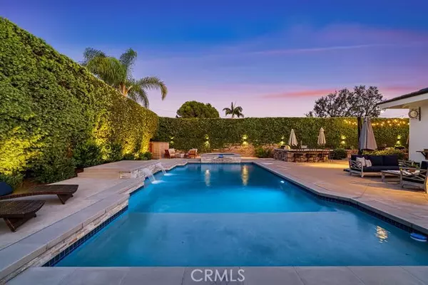 Tustin, CA 92705,1301 Landfair Circle