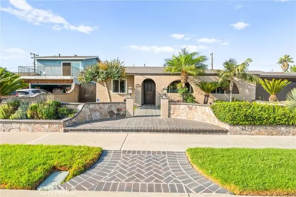 Anaheim, CA 92804,1915 W Clearbrook