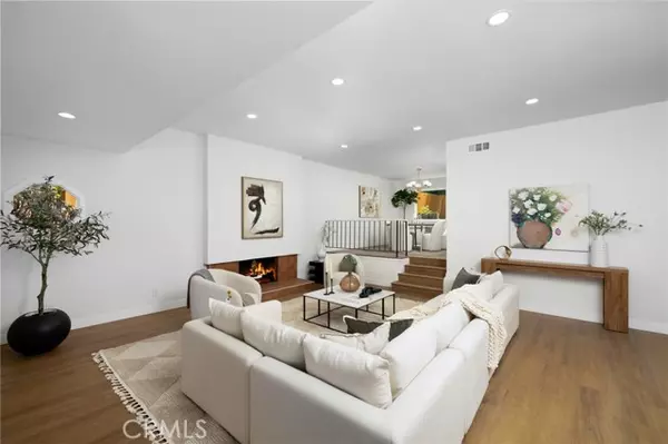 Thousand Oaks, CA 91360,360 Massey