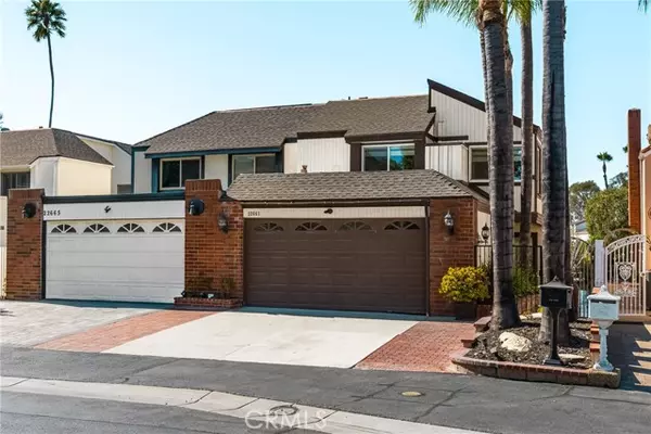 Lake Forest (el Toro), CA 92630,22661 Pine Lake Lane