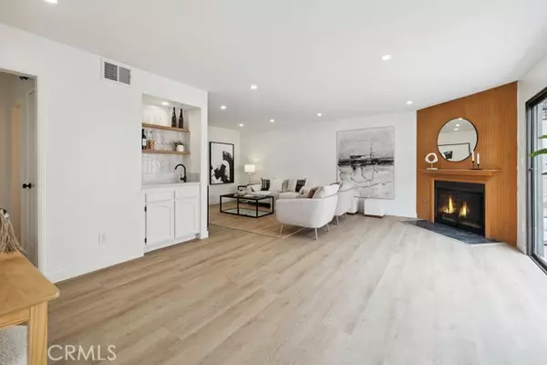 Van Nuys (los Angeles), CA 91401,6101 Fulton Avenue #8