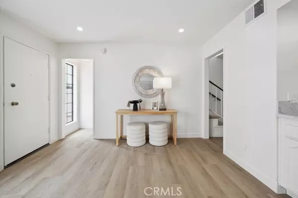 Van Nuys (los Angeles), CA 91401,6101 Fulton Avenue #8