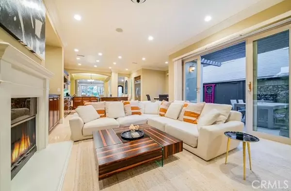 Huntington Beach, CA 92648,225 11th Street