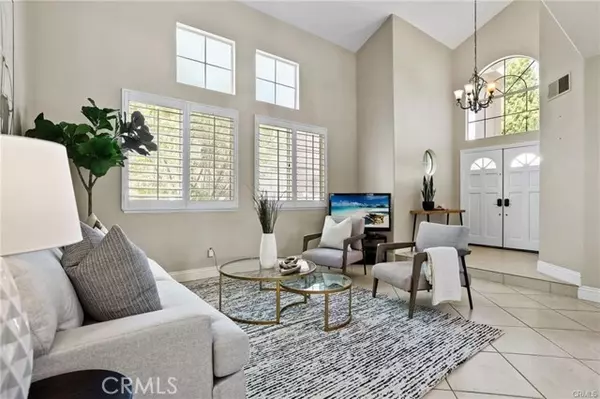 Lake Forest (el Toro), CA 92610,50 Tavella Place