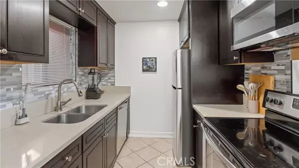 Long Beach, CA 90804,2507 E 15th St. #218