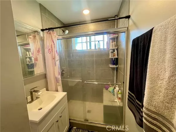 Covina, CA 91722,16569 MASLINE