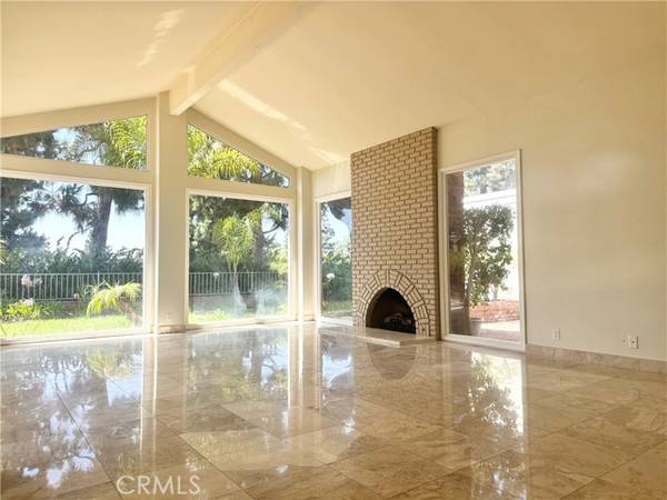 15 Rue Saint Cloud, Newport Beach, CA 92660