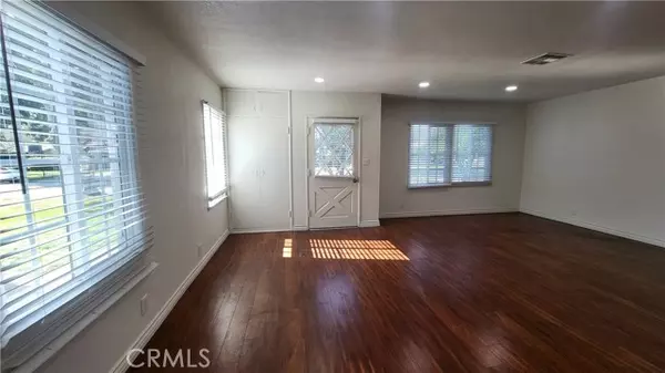 Fullerton, CA 92833,412 N Wayne Avenue