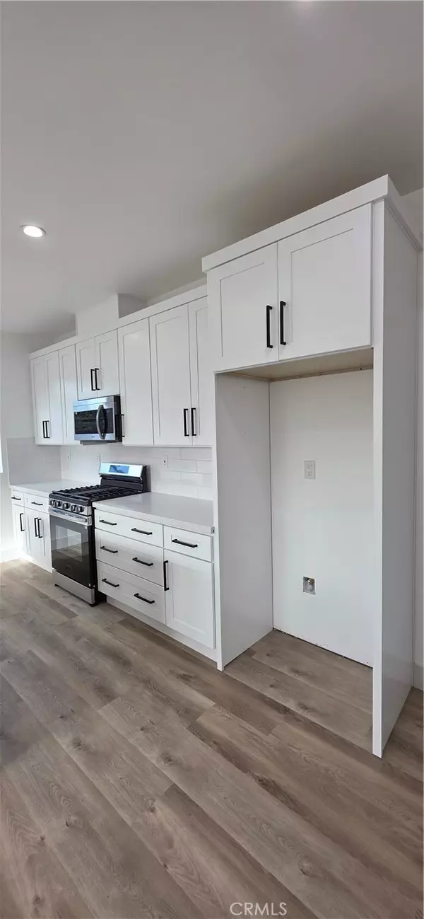 Lakewood, CA 90712,4705 Lakewood #1