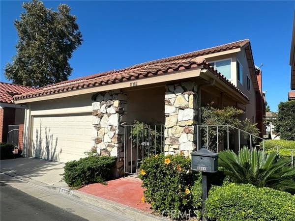 11382 Nantucket, Cypress, CA 90630