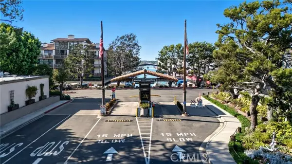 Long Beach, CA 90803,7124 Marina Pacifica