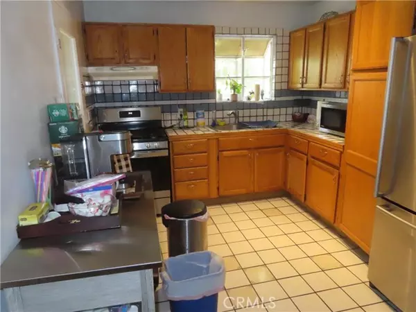 Pico Rivera, CA 90660,9213 Call Street