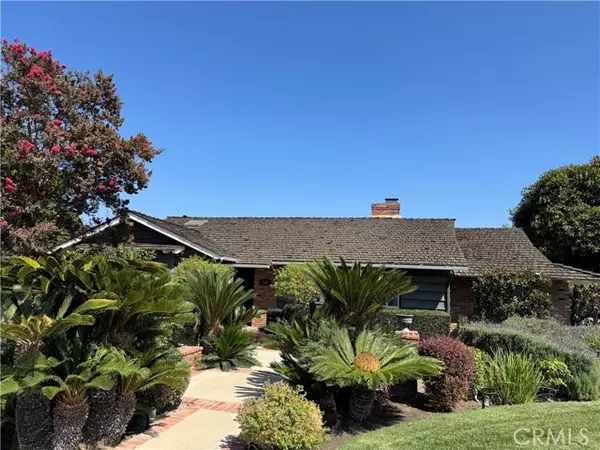 700 N Westwood Place, Anaheim, CA 92805