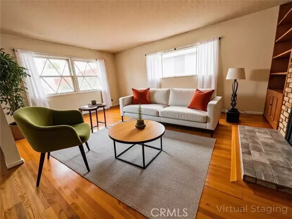 534 E Hoover, Orange, CA 92867