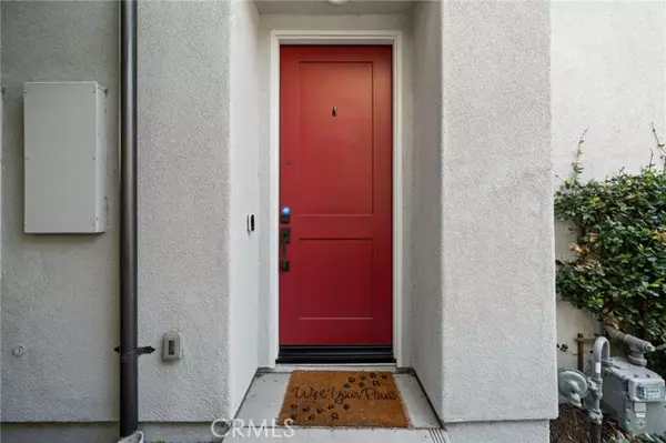 Corona, CA 92883,4166 Horvath #106