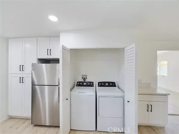 San Diego, CA 92111,6715 N Elman #6717
