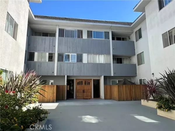 6150 Buckingham #106, Culver City, CA 90230