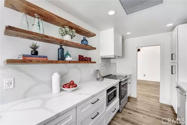 Culver City, CA 90230,6150 Buckingham #106