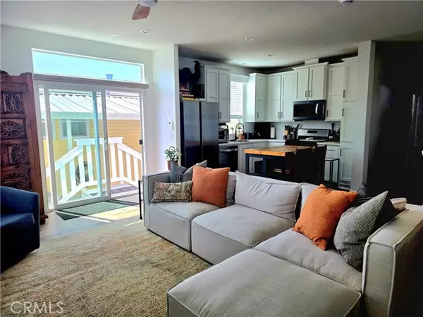 Long Beach, CA 90803,307 N Sandpiper Drive #148