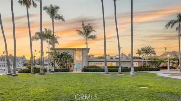 Long Beach, CA 90803,15 The Colonnade