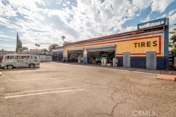 East Los Angeles, CA 90022,1244 S Atlantic