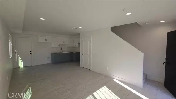 Los Angeles, CA 90003,10415 Avalon Boulevard