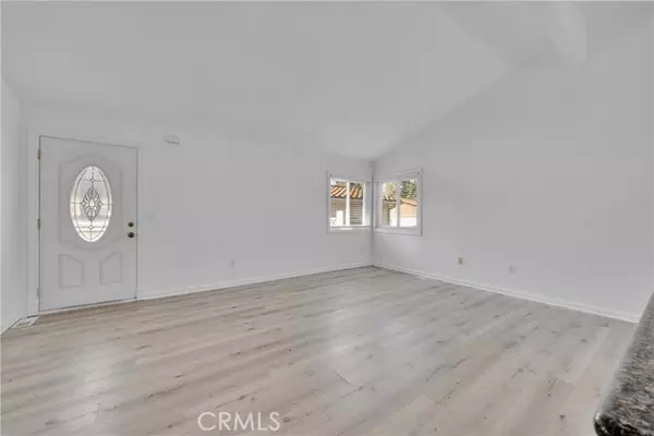 San Diego, CA 92128,14955 Avenida Venusto #17