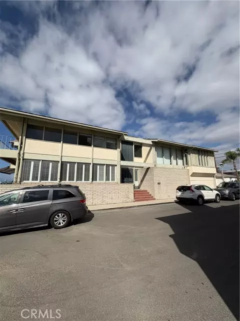 Long Beach, CA 90803,5627 E Corso Di Napoli