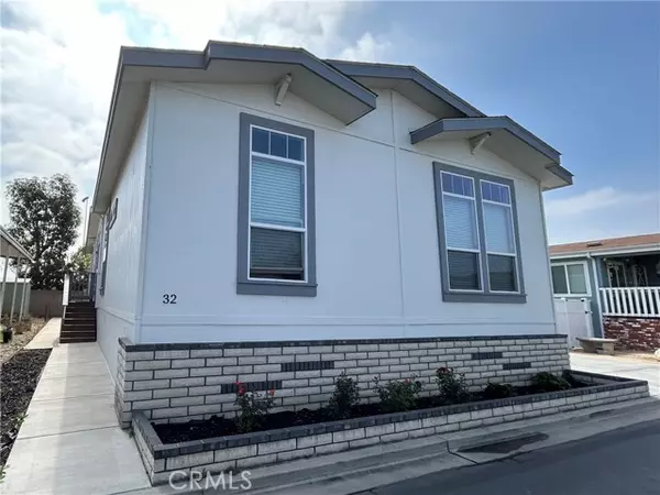 Stanton, CA 90680,10550 Western Avenue #32