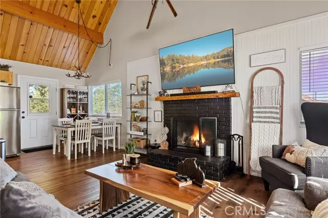 Big Bear City, CA 92314,642 Villa Grove