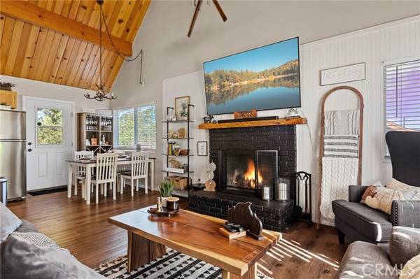 642 Villa Grove, Big Bear City, CA 92314