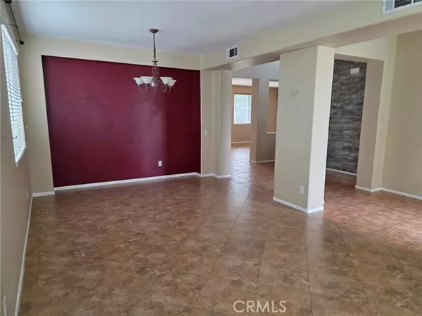 Eastvale, CA 92880,13491 Falcon Ridge Road