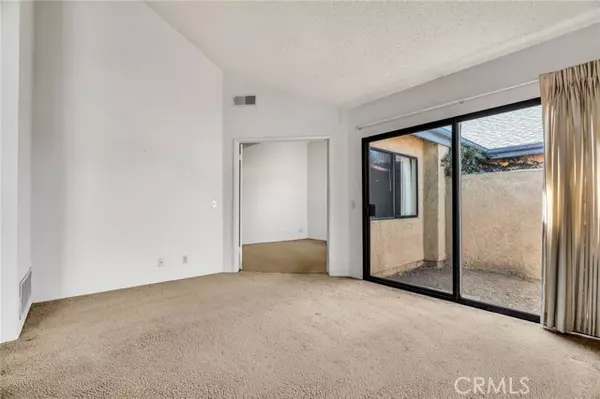 Montebello, CA 90640,320 N Montebello