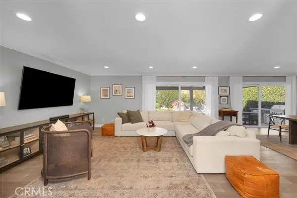 Long Beach, CA 90803,6283 E 6th