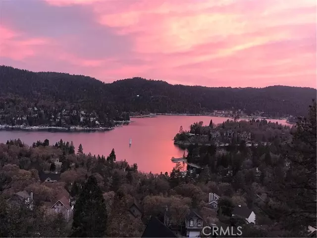 Lake Arrowhead, CA 92352,1321 Yellowstone