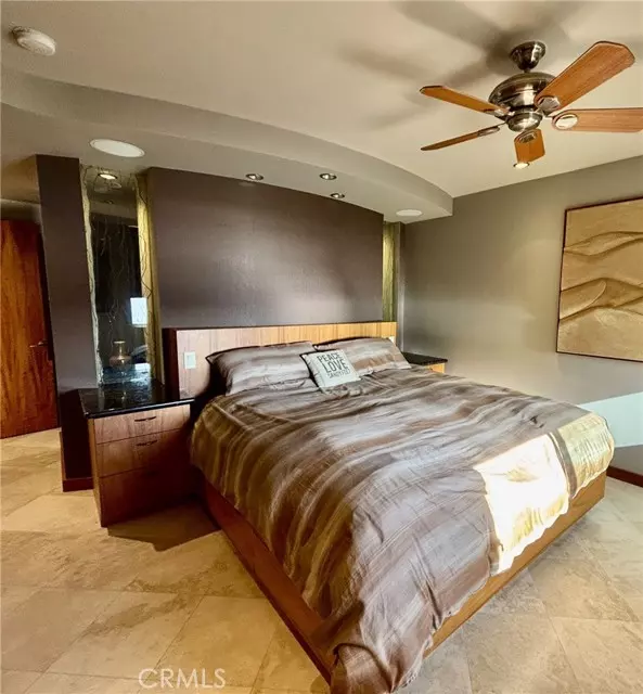 Laguna Beach, CA 92651,31755 Coast Hwy #312