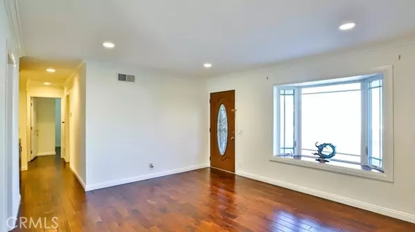 Irvine, CA 92604,4862 Gainsport