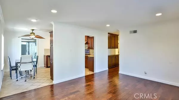 Irvine, CA 92604,4862 Gainsport