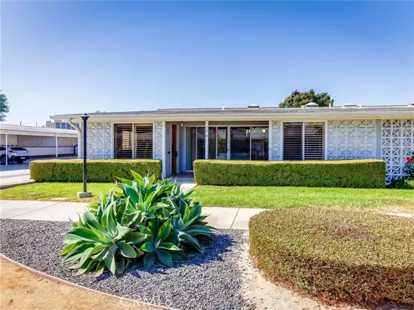 Seal Beach, CA 90740,1661 Monterey Road #16-L