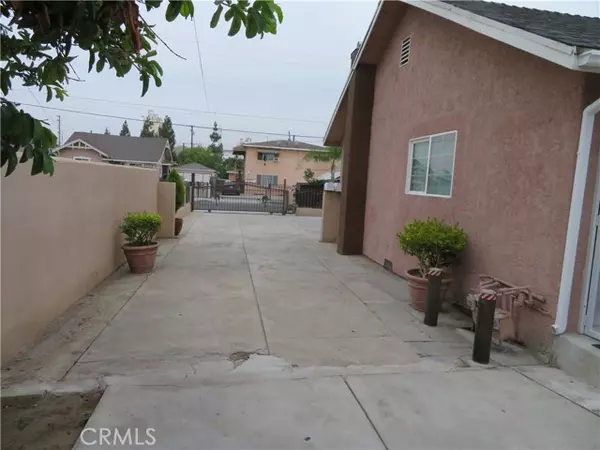 Bell, CA 90201,6510 Lucille