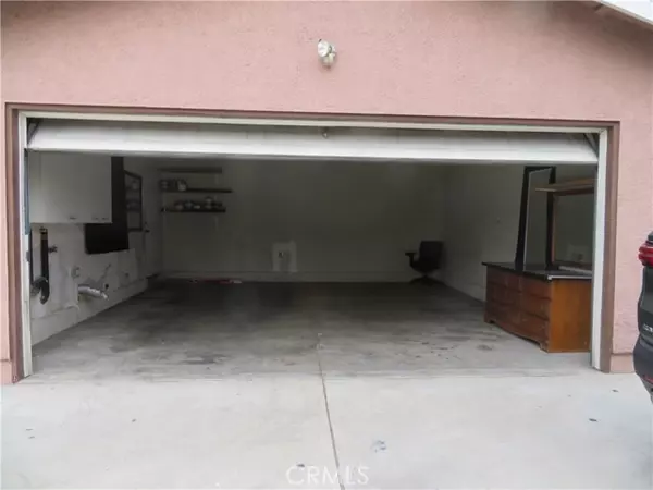 Bell, CA 90201,6510 Lucille