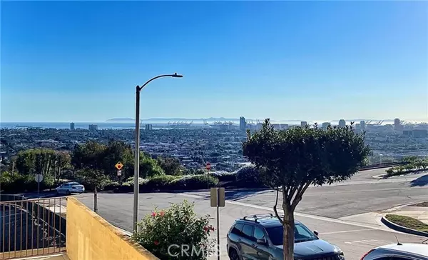2240 Stanley Ave #5, Signal Hill, CA 90755