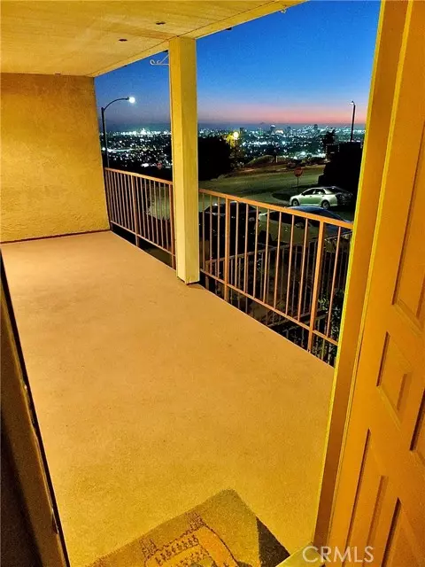 Signal Hill, CA 90755,2240 Stanley Ave #5