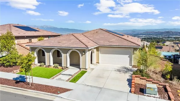 Corona, CA 92882,2553 Santa Fiora