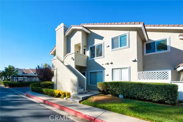 36 Greenmoor, Irvine, CA 92614
