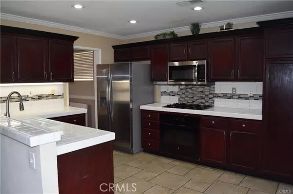 Covina, CA 91722,573 E Stephanie