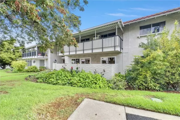 Laguna Woods, CA 92637,2260 Via Puerta #C